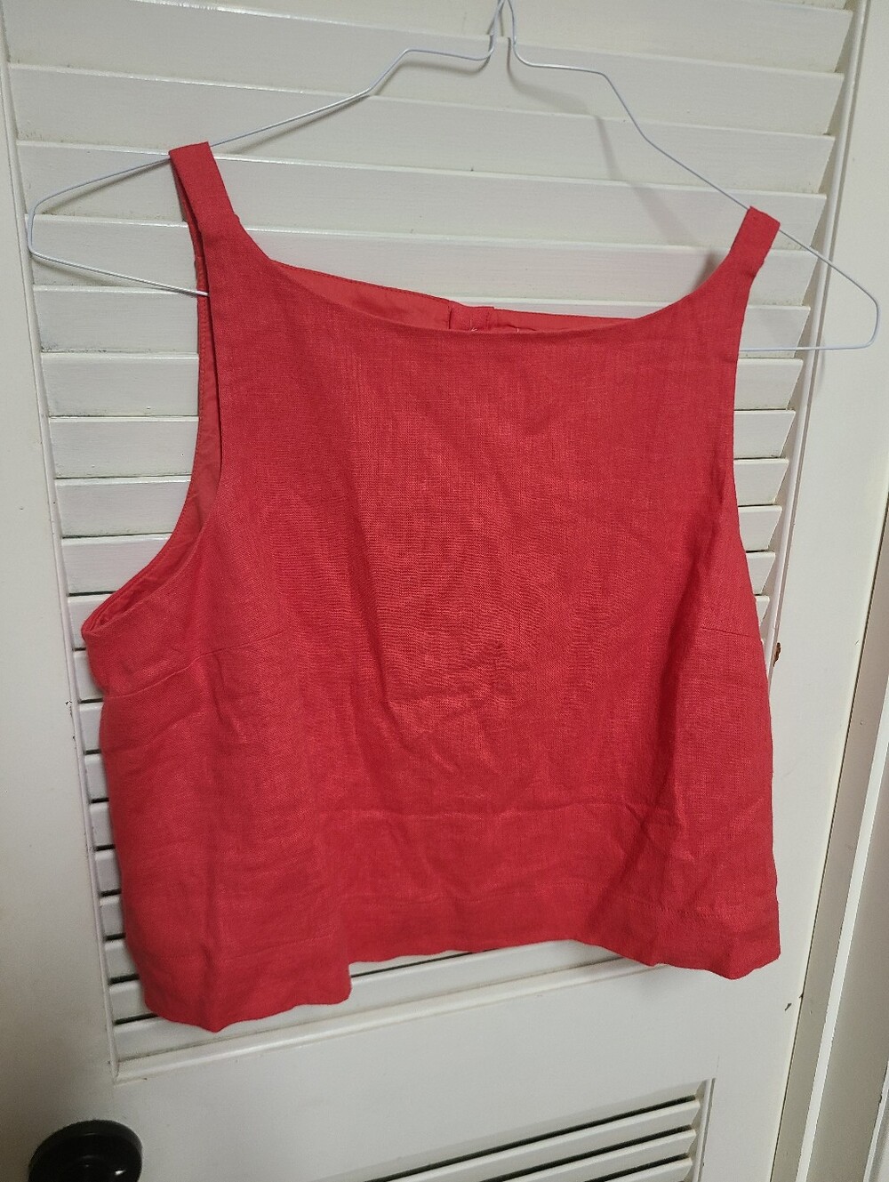 Gap Apron Button Back Crop Top